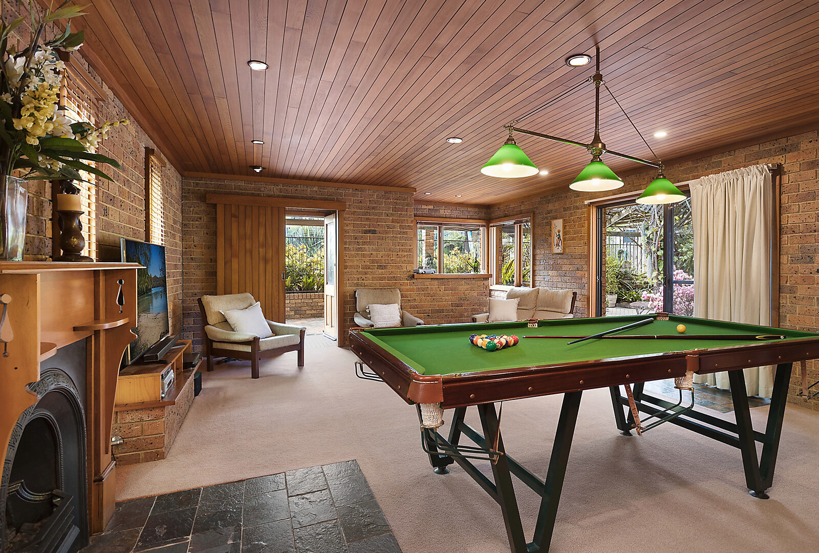 Sold - 302 Farmborough Road - New Property in Farmborough Heights - Real Estate by 