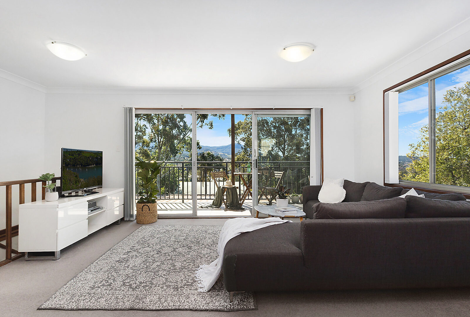 Sold - 69 Iola Avenue - New Property in Farmborough Heights - Real Estate by 