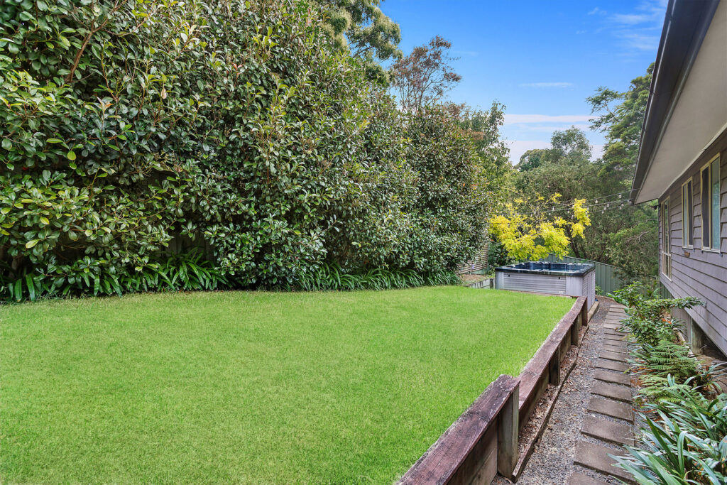 Sold - 23-25 Taminga Crest - New Property in Cordeaux Heights - Real Estate by 