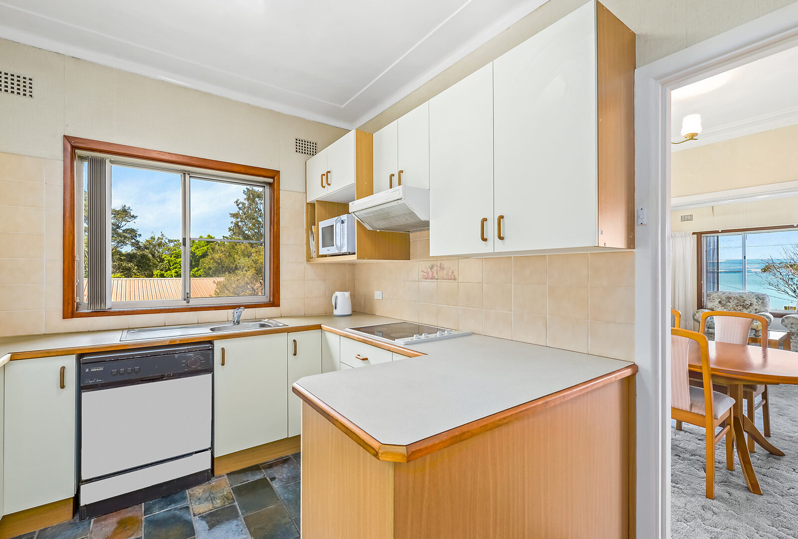 Sold - 36 Grand View Parade - New Property in Lake Heights - Real Estate by McGrath Wollongong