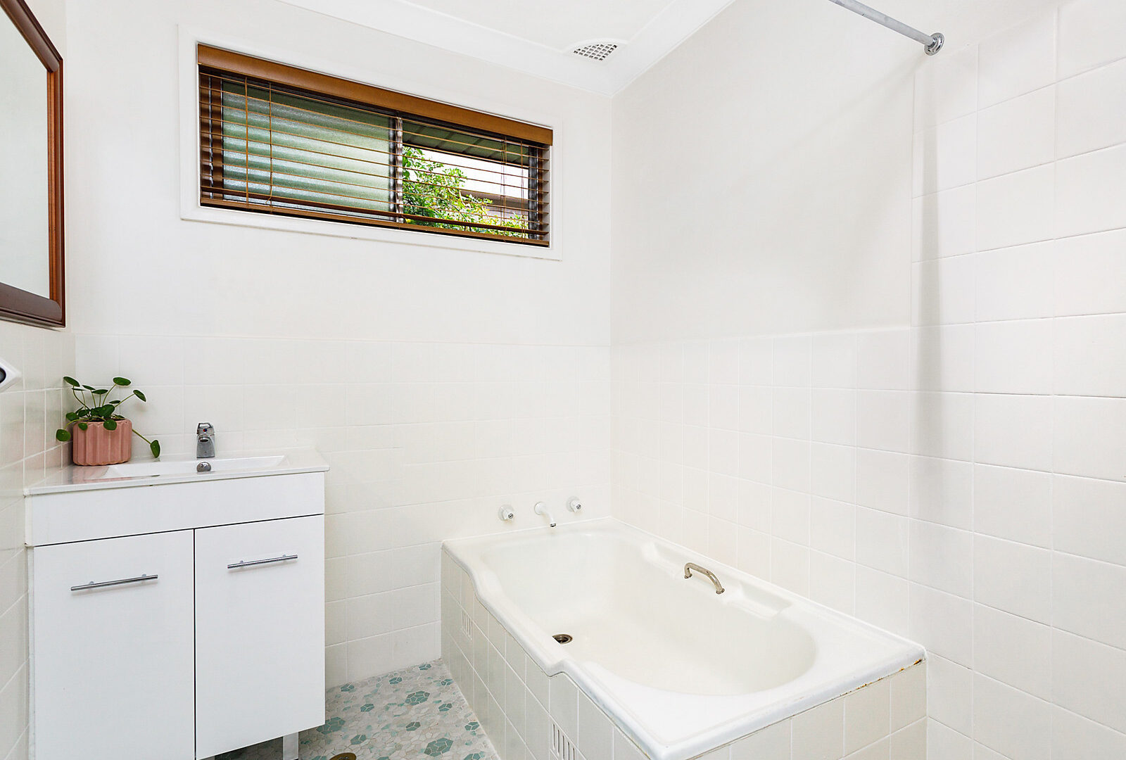 Sold - 317 Farmborough Road - New Property in Farmborough Heights - Real Estate by 