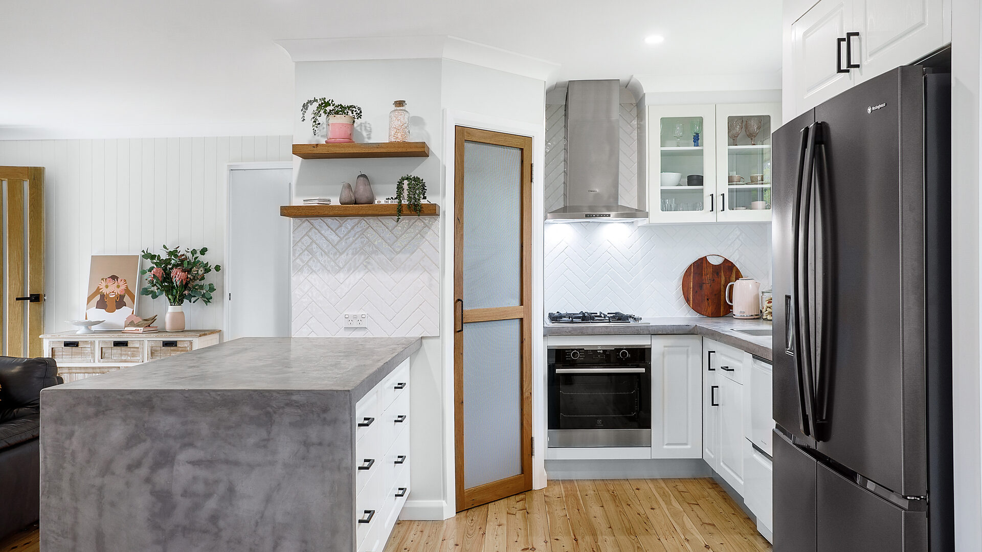 Sold - 26 Loch Carron Avenue - New Property in Farmborough Heights - Real Estate by 