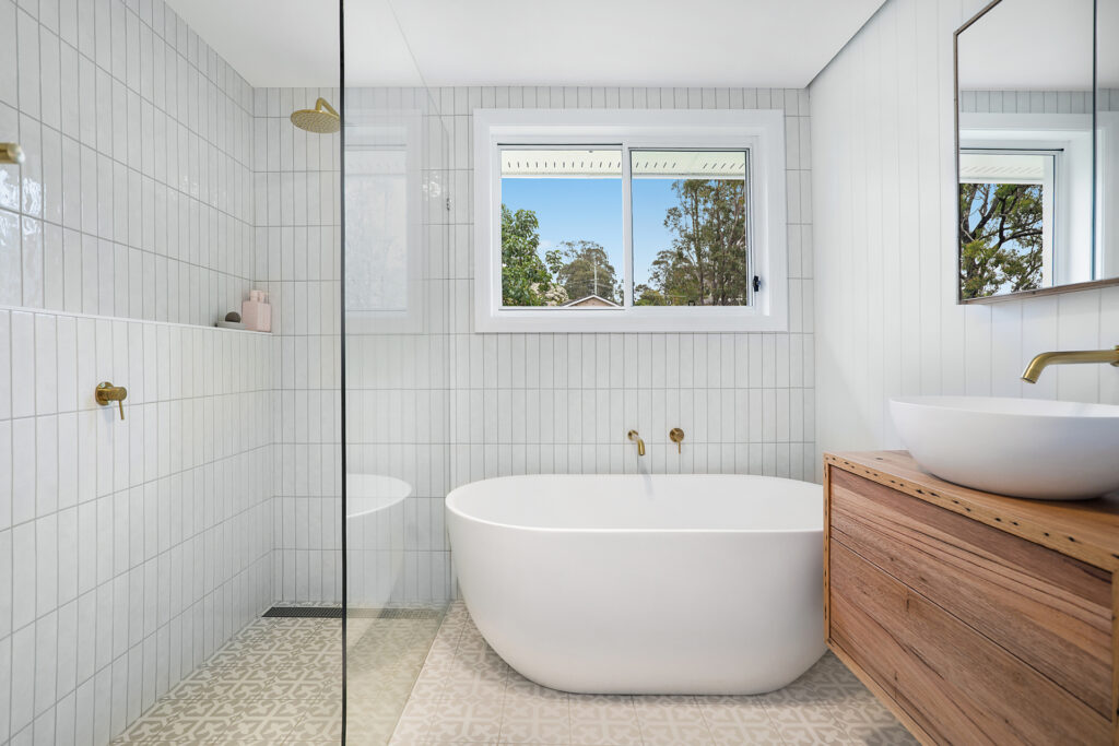 Sold - 26 Loch Carron Avenue - New Property in Farmborough Heights - Real Estate by 