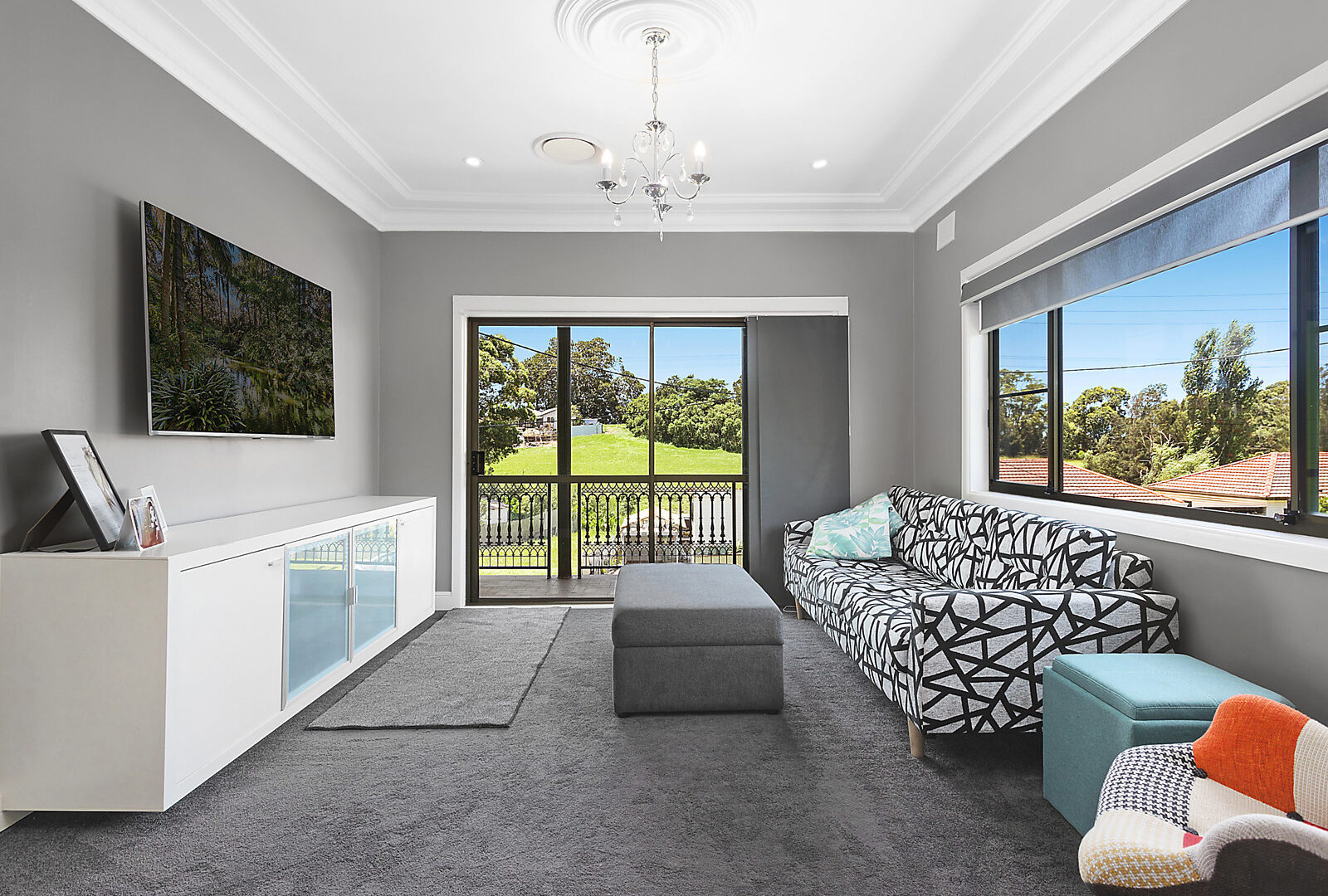18 Ranchby Avenue, Lake Heights NSW 2502 - photo 2