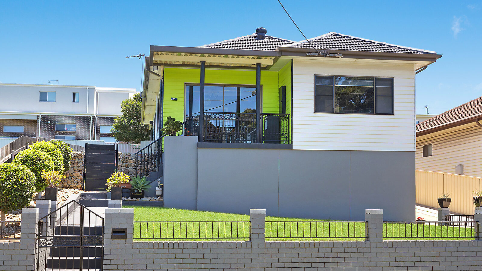 18 Ranchby Avenue, Lake Heights NSW 2502 - McGrath Illawarra