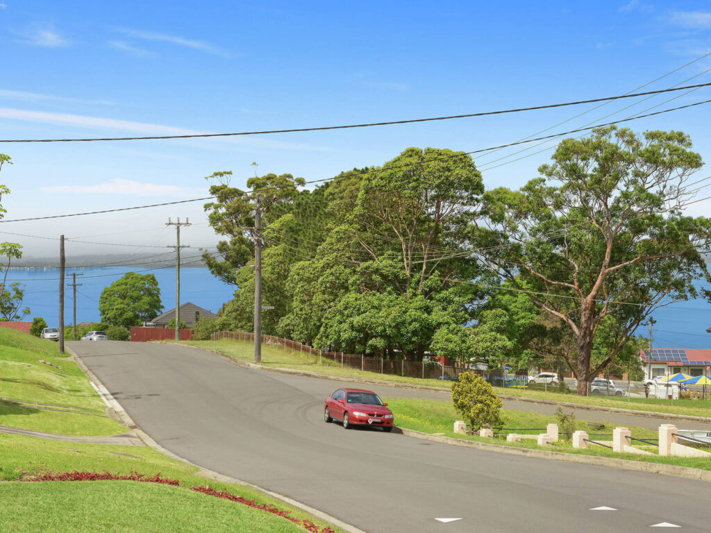 Sold - 35 Buena Vista Avenue - New Property in Lake Heights - Real Estate by McGrath Wollongong