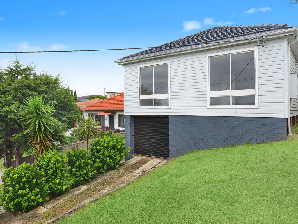 27 Jarvie Road, Cringila NSW 2502 - McGrath Illawarra