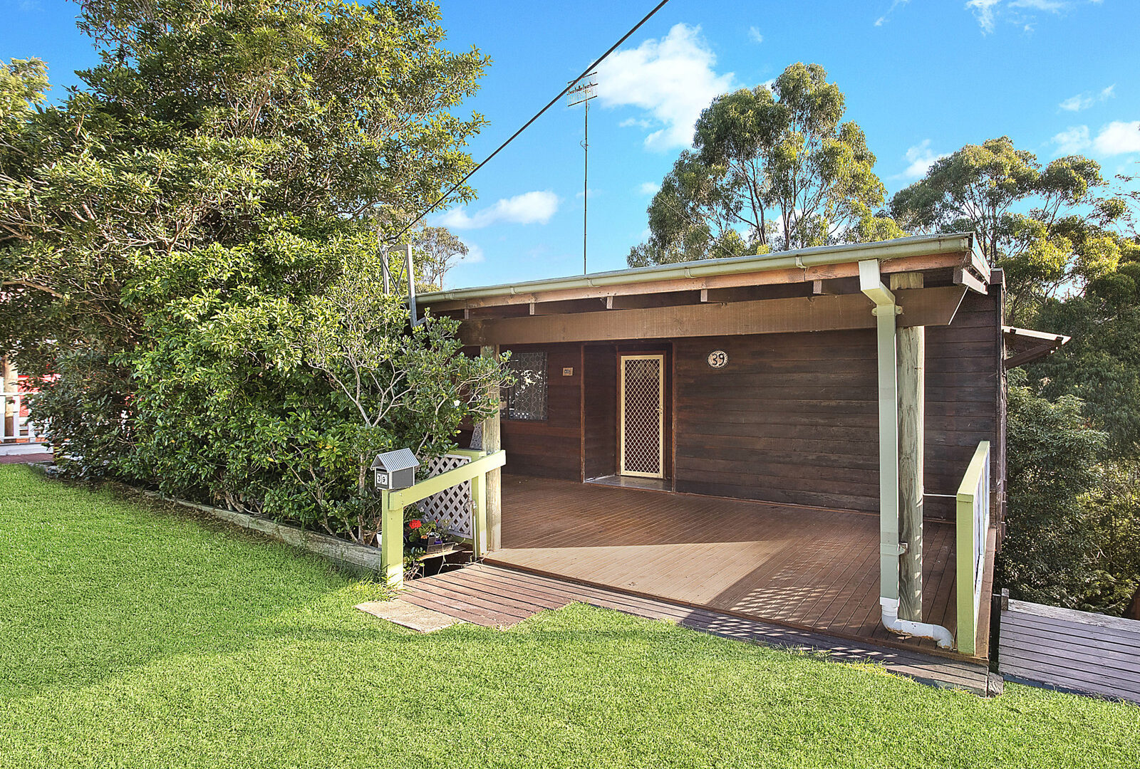 Sold - 39 Stanley Avenue - New Property in Farmborough Heights - Real Estate by 