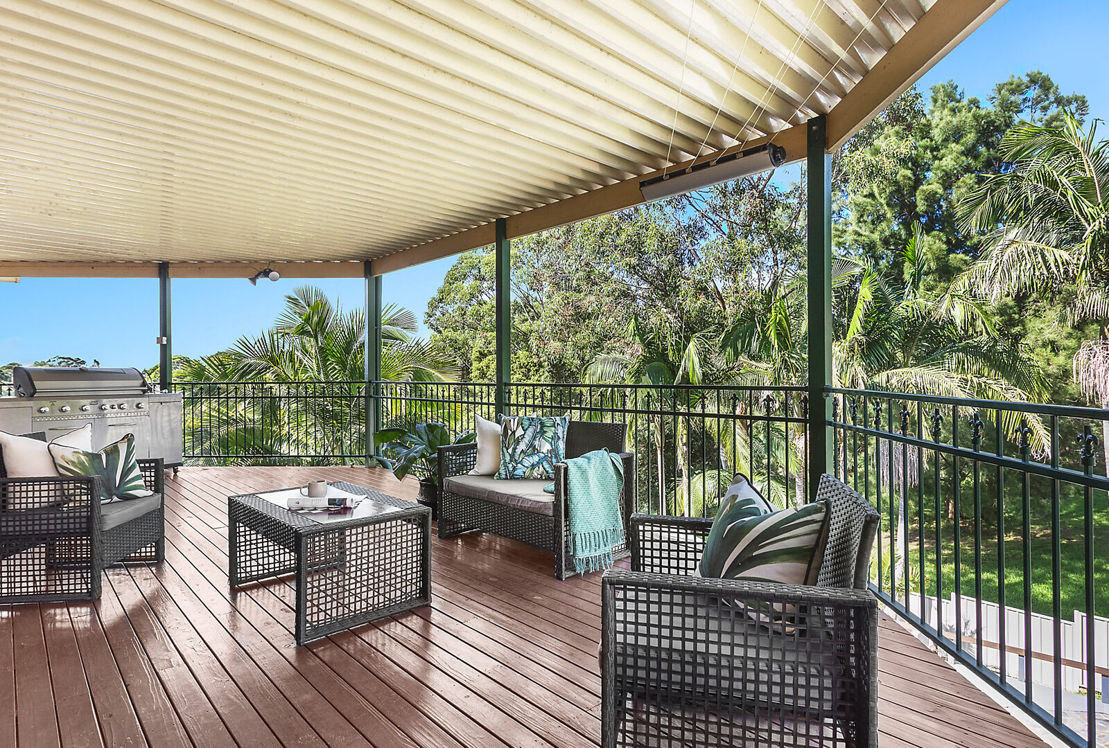 7 Deenyi Close, Cordeaux Heights NSW 2526 - photo 2