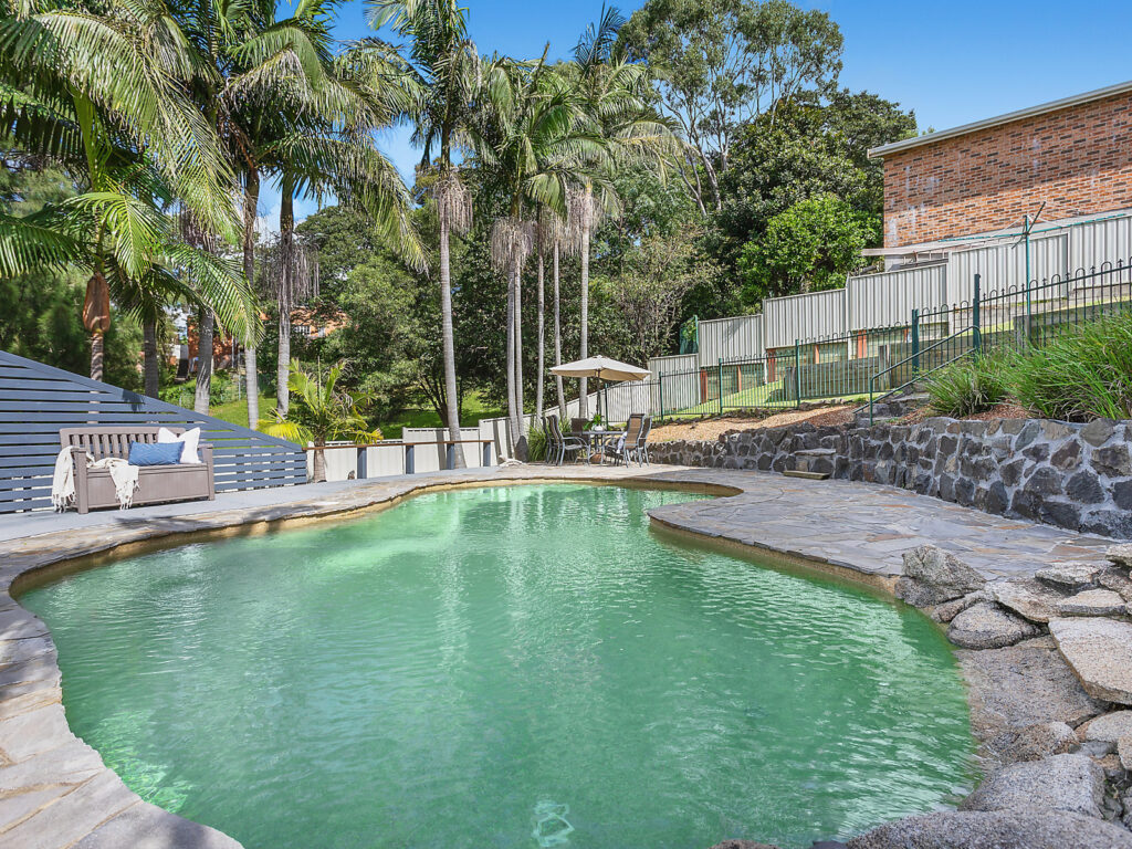 7 Deenyi Close, Cordeaux Heights NSW 2526 - photo 3
