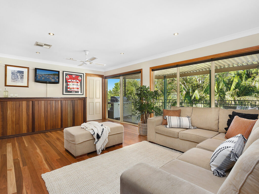 7 Deenyi Close, Cordeaux Heights NSW 2526 - photo 4