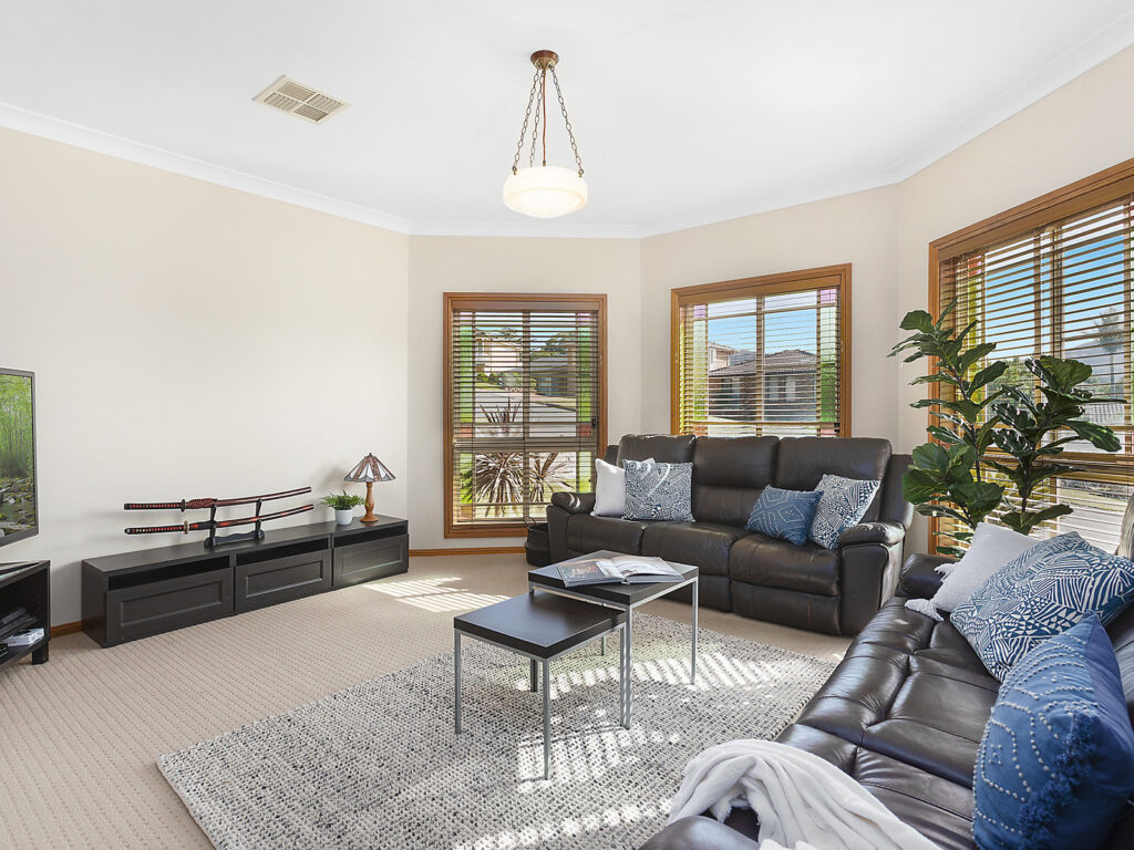 7 Deenyi Close, Cordeaux Heights NSW 2526 - photo 6