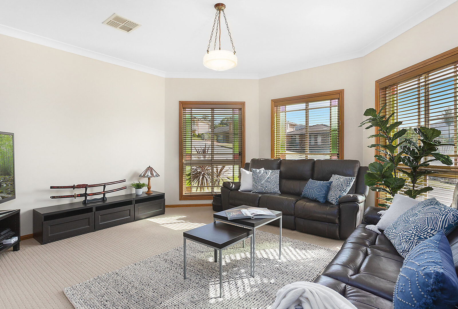 7 Deenyi Close, Cordeaux Heights NSW 2526 - photo 6