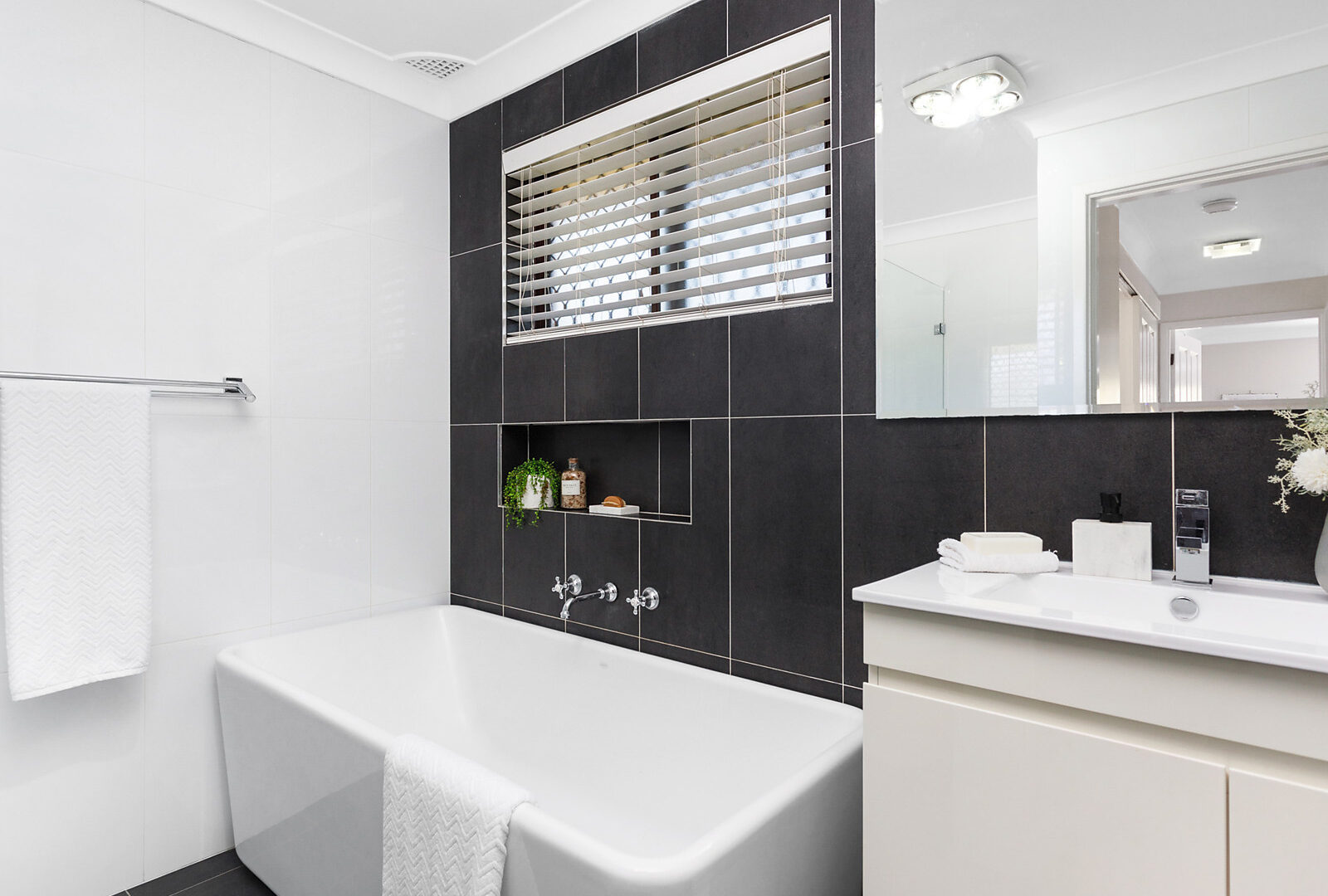 Sold - 5 Peace Crescent - New Property in Balgownie - Real Estate by 