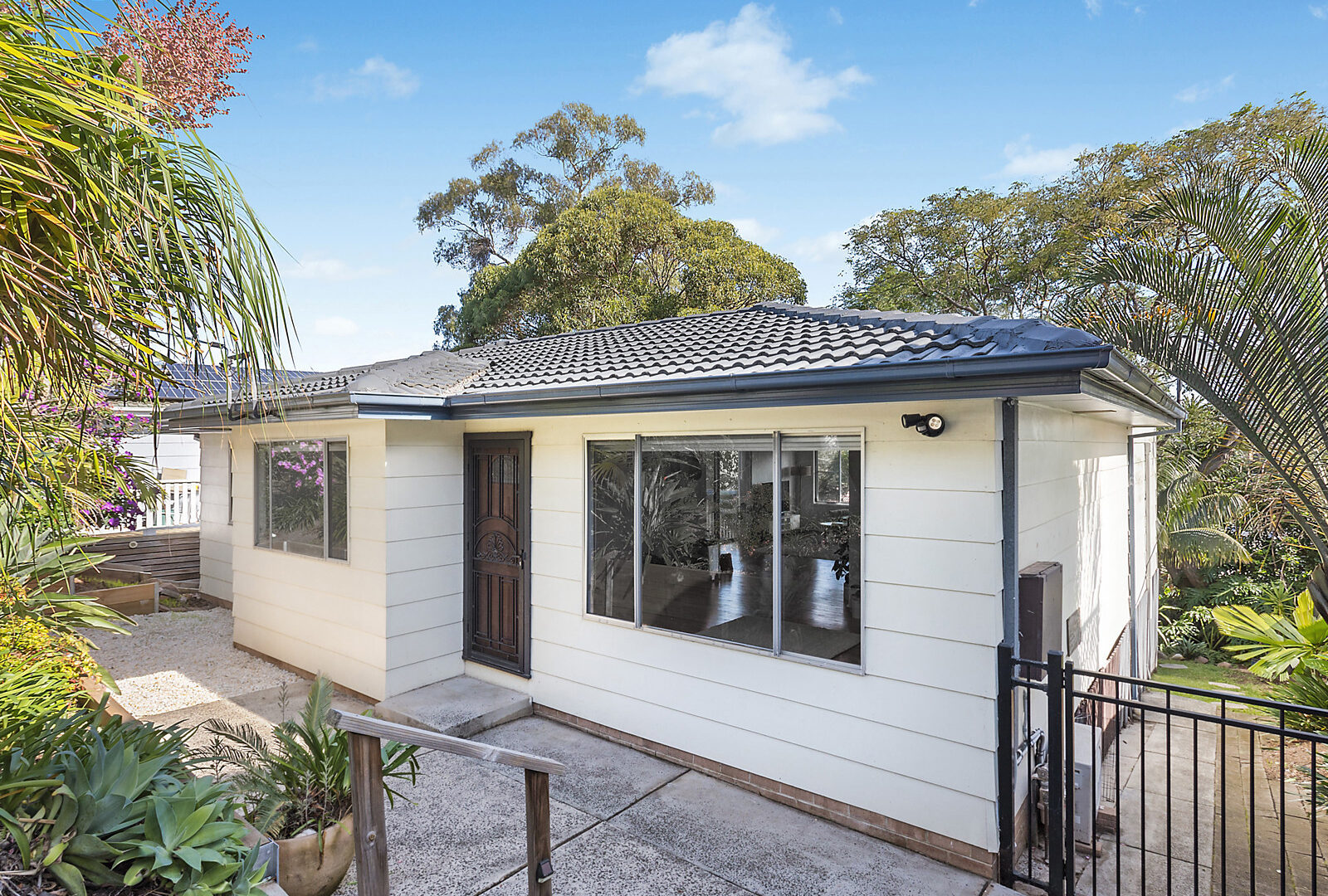 18 Bright Parade, Dapto NSW 2530 - photo 2