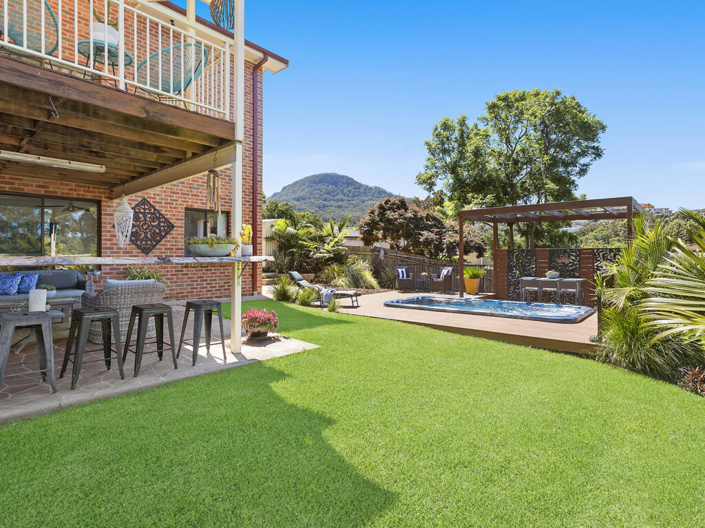 Sold - 25 Ashley Avenue - New Property in Farmborough Heights - Real Estate by 