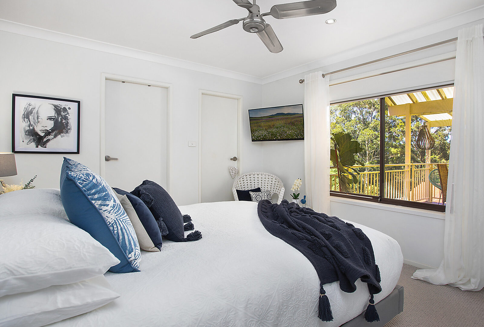 Sold - 25 Ashley Avenue - New Property in Farmborough Heights - Real Estate by 