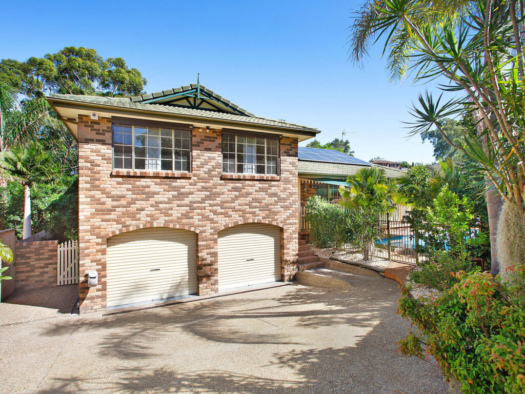 Sold - 5 Heeterra Place - New Property in Cordeaux Heights - Real Estate by 