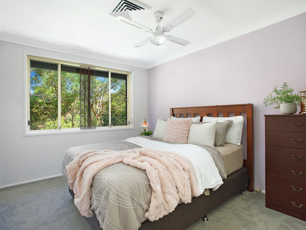 Sold - 5 Heeterra Place - New Property in Cordeaux Heights - Real Estate by 