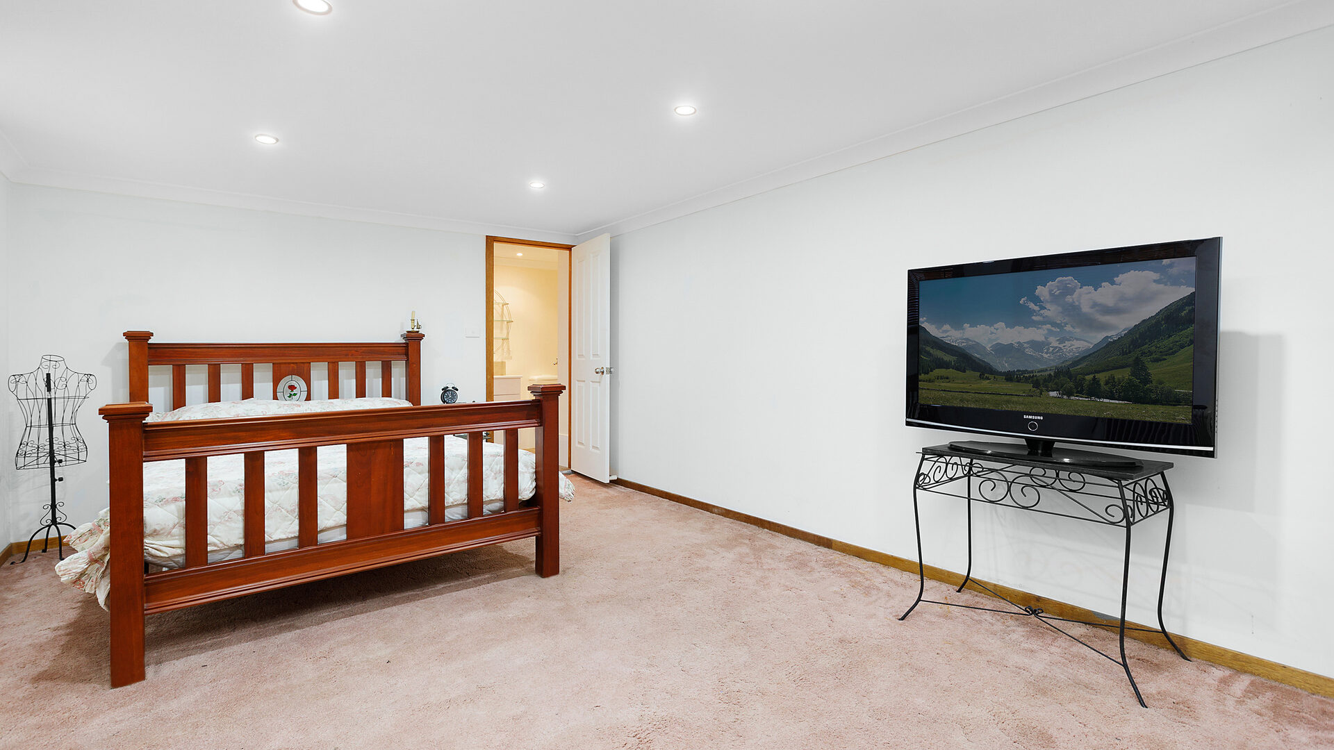 13 Dallas Street, Keiraville NSW 2500 - photo 4