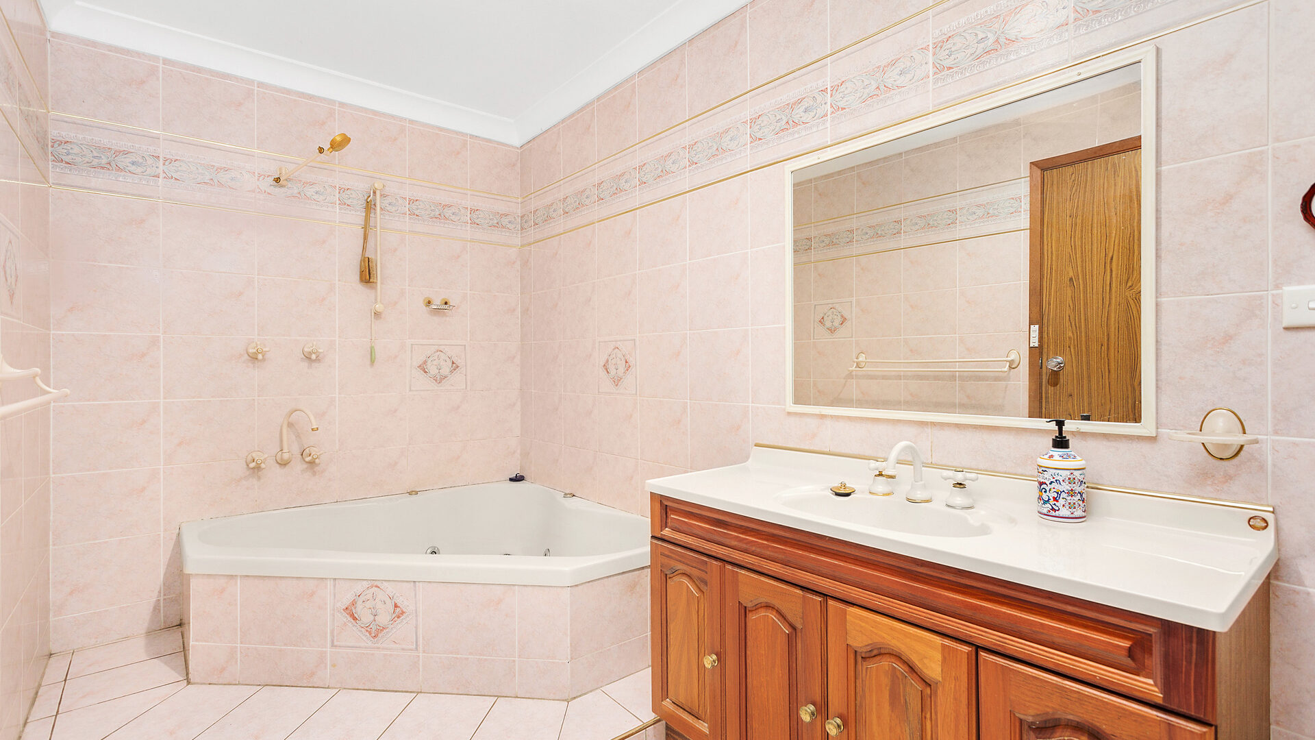 13 Dallas Street, Keiraville NSW 2500 - photo 6