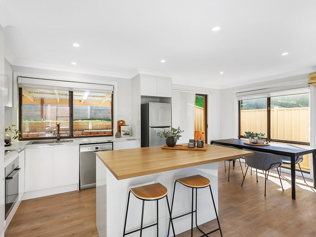 Sold - 5 Paltarra Place - New Property in Cordeaux Heights - Real Estate by 