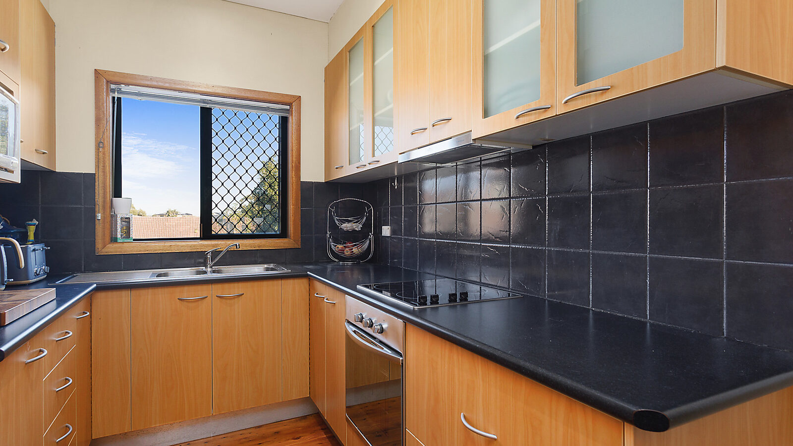 4/8 Armstrong Street, West Wollongong