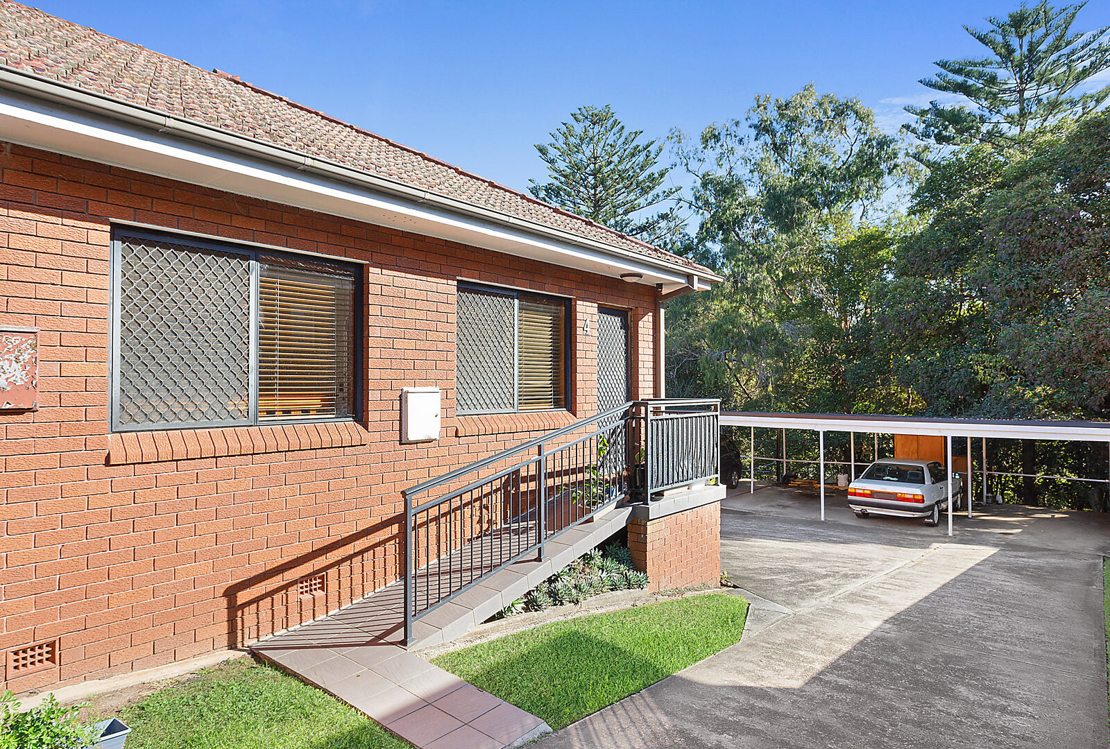 Sold - 4/8 Armstrong Street - New Property in West Wollongong - Real Estate by 