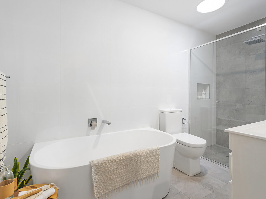 Sold - 54B Saddleback Crescent - New Property in Kembla Grange - Real Estate by 