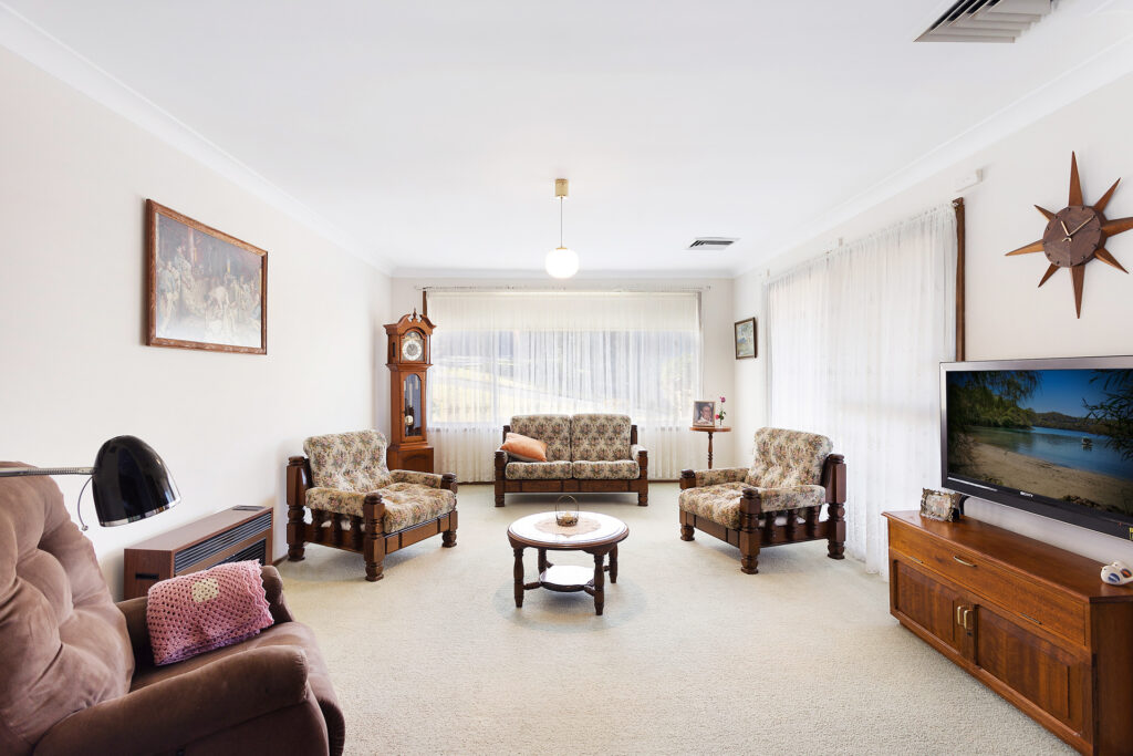 8 Cypress Avenue, Figtree NSW 2525 - photo 2