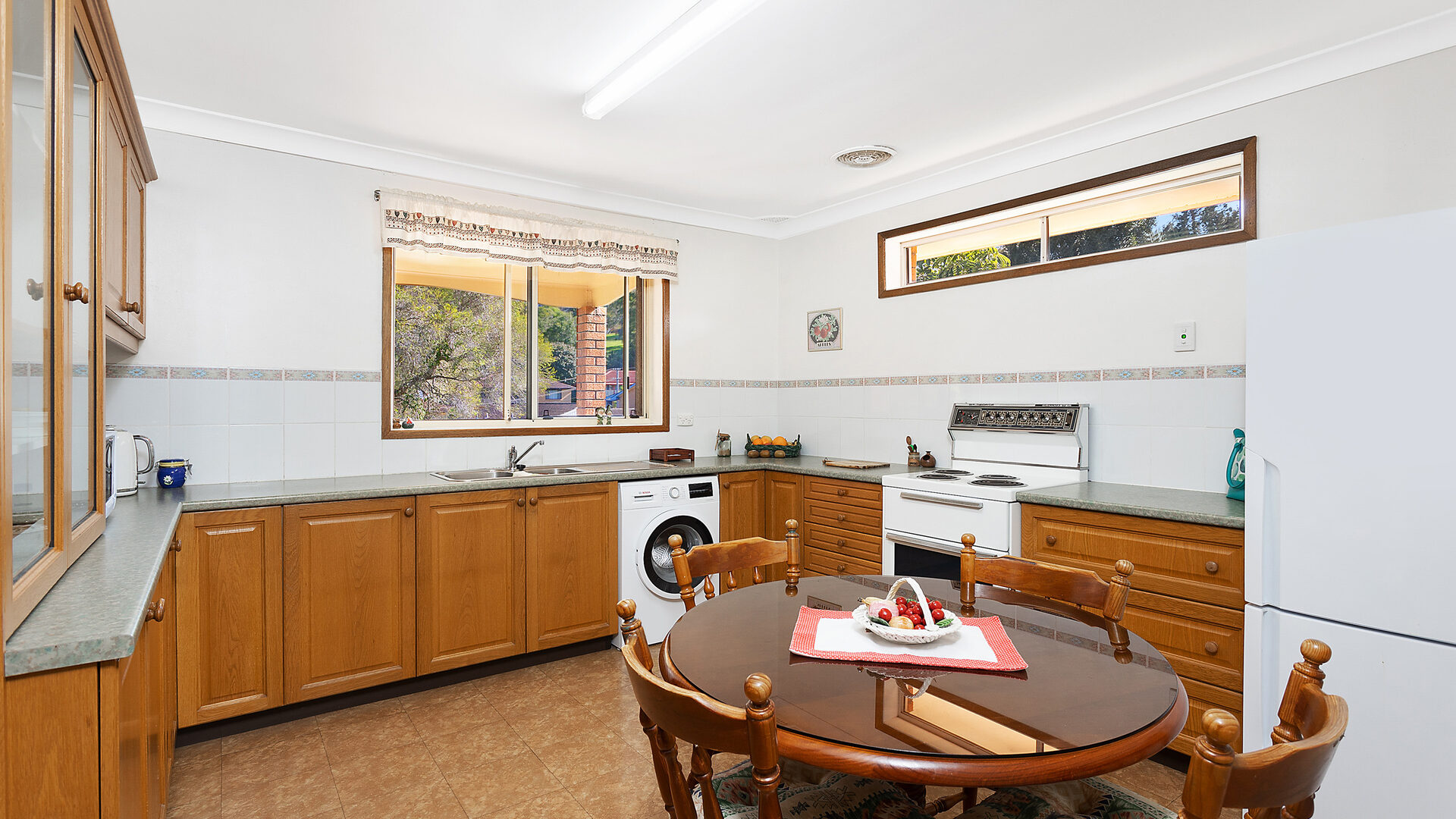 8 Cypress Avenue, Figtree NSW 2525 - photo 3