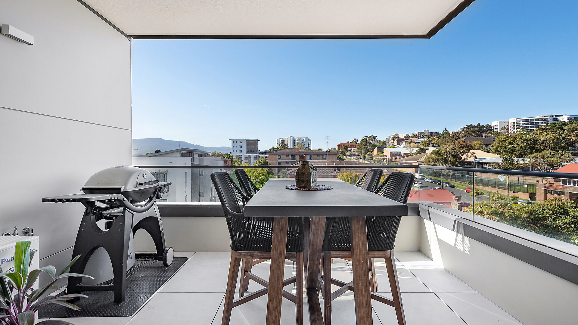 Sold - 401/83 Campbell Street - New Property in Wollongong - Real Estate by David Greenwood