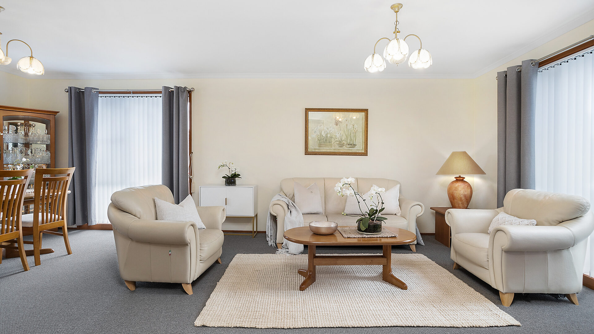 Sold - 19 Lyrebird Way - New Property in Farmborough Heights - Real Estate by David Greenwood