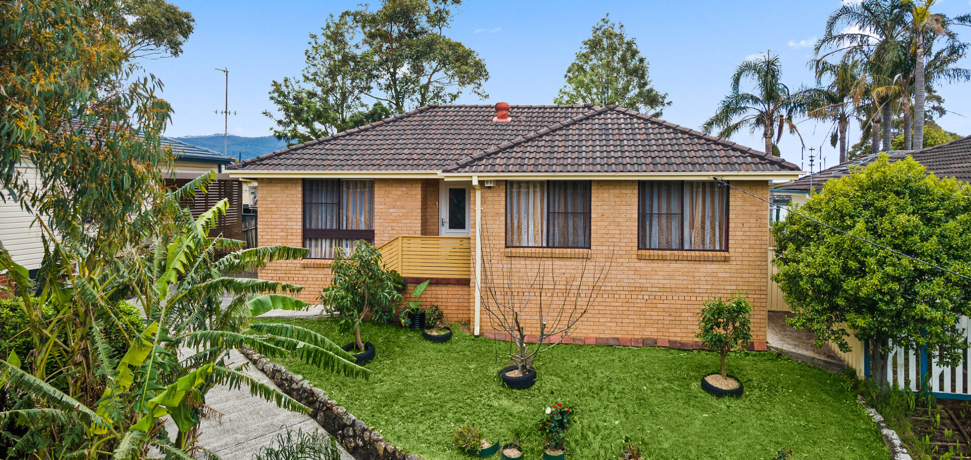 40 Stanley Avenue, Farmborough Heights
