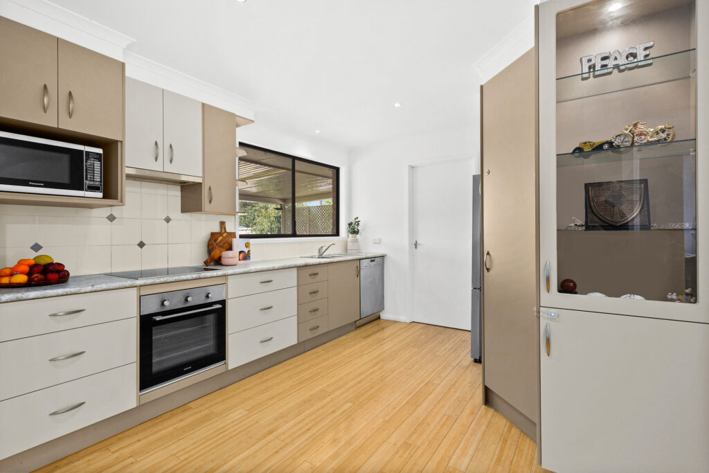 Sold - 40 Stanley Avenue - New Property in Farmborough Heights - Real Estate by David Greenwood
