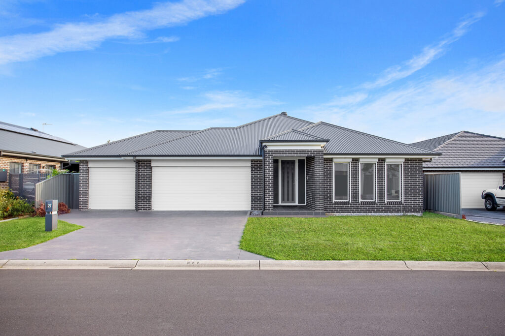 Sold - 27 Haywards Bay Drive - New Property in Haywards Bay - Real Estate by David Greenwood