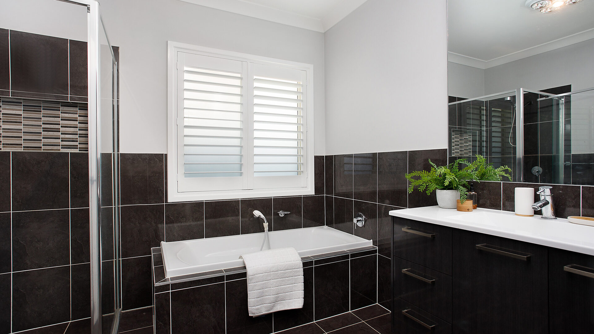 Sold - 27 Haywards Bay Drive - New Property in Haywards Bay - Real Estate by David Greenwood