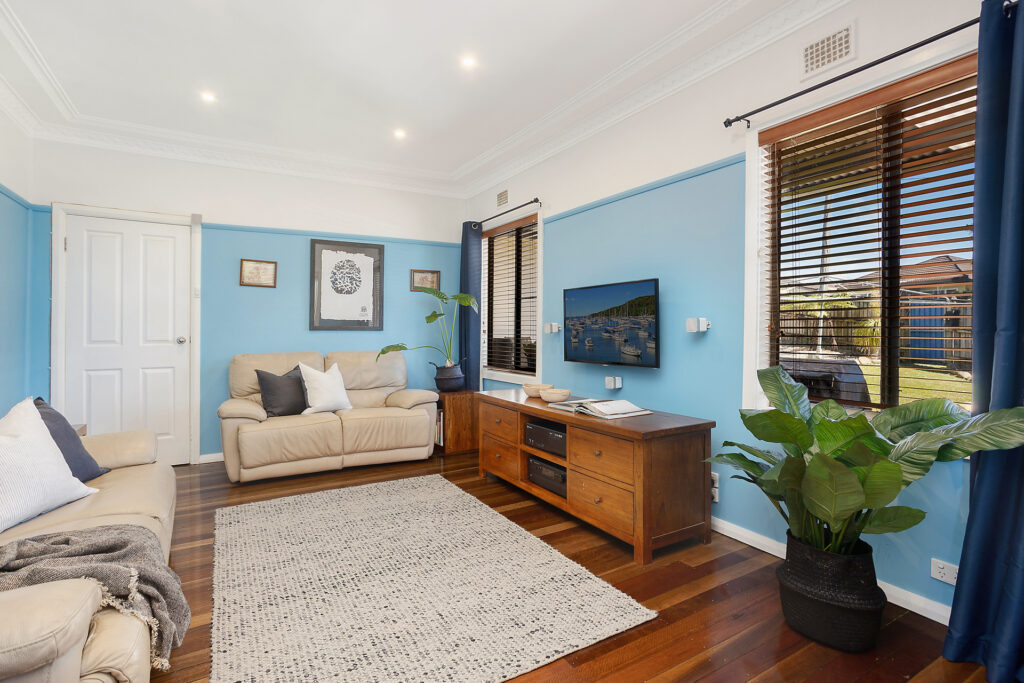 Sold - 153 Farmborough Road - New Property in Farmborough Heights - Real Estate by David Greenwood