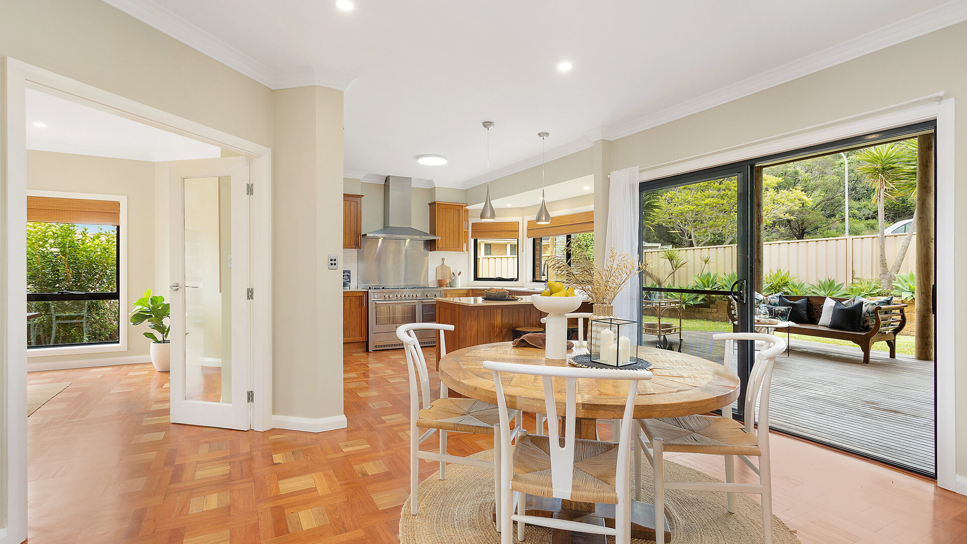 Sold - 26 Lyrebird Way - New Property in Farmborough Heights - Real Estate by David Greenwood