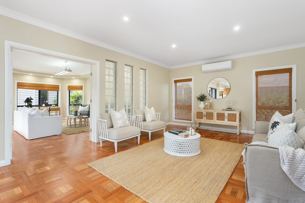 Sold - 26 Lyrebird Way - New Property in Farmborough Heights - Real Estate by David Greenwood
