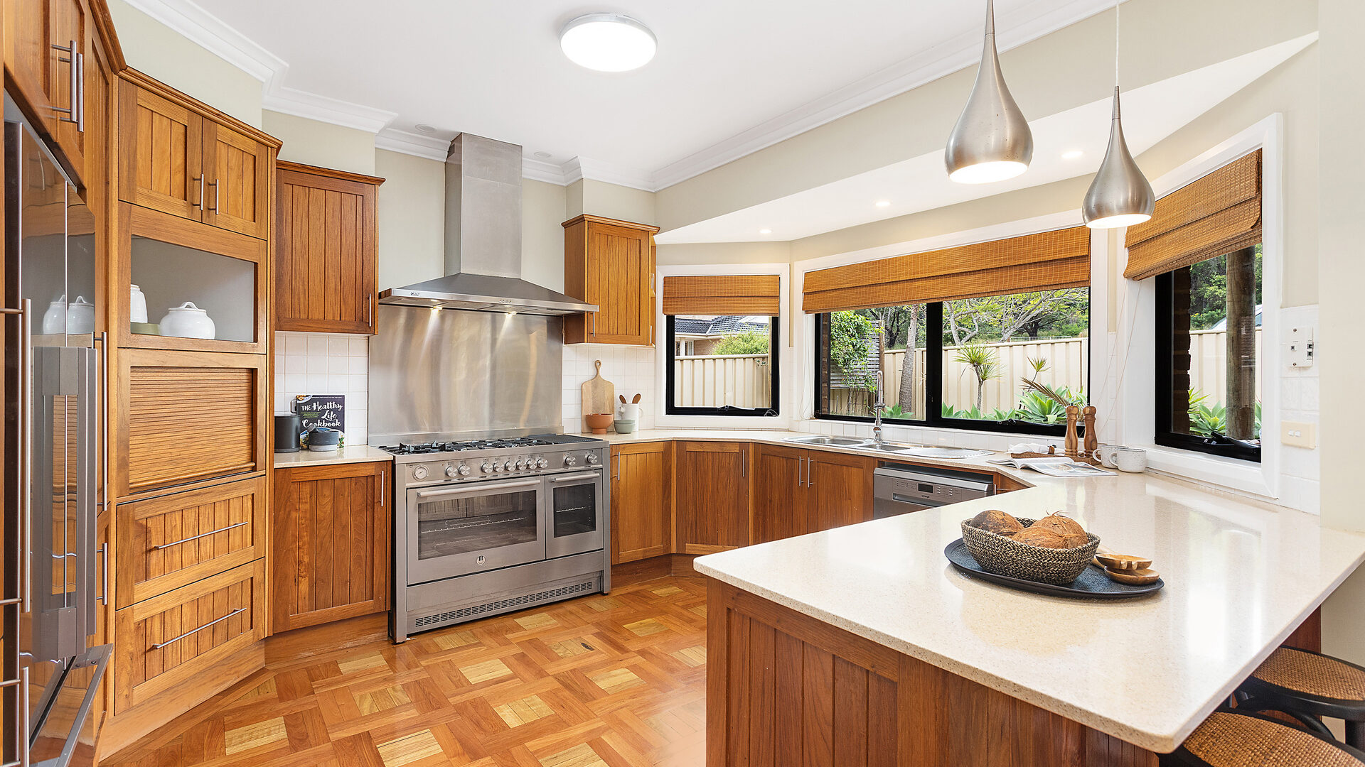 Sold - 26 Lyrebird Way - New Property in Farmborough Heights - Real Estate by David Greenwood