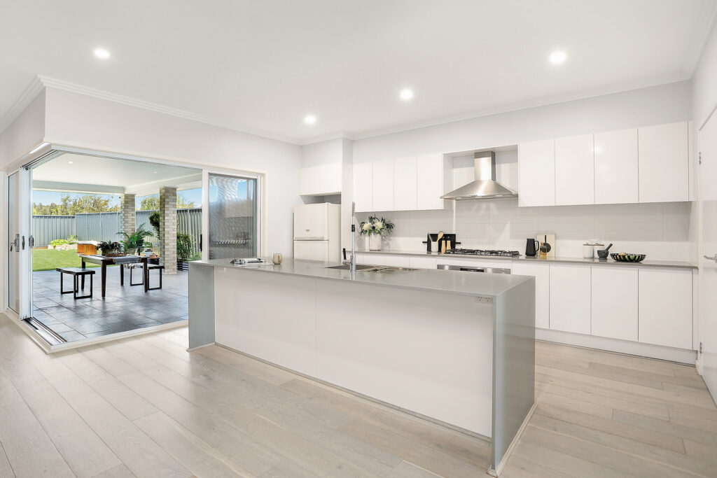 Sold - 37 Haywards Bay Drive - New Property in Haywards Bay - Real Estate by David Greenwood