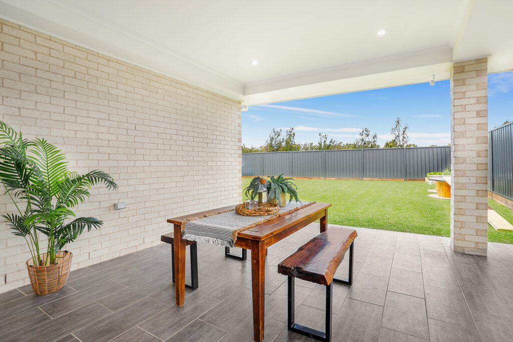 Sold - 37 Haywards Bay Drive - New Property in Haywards Bay - Real Estate by David Greenwood