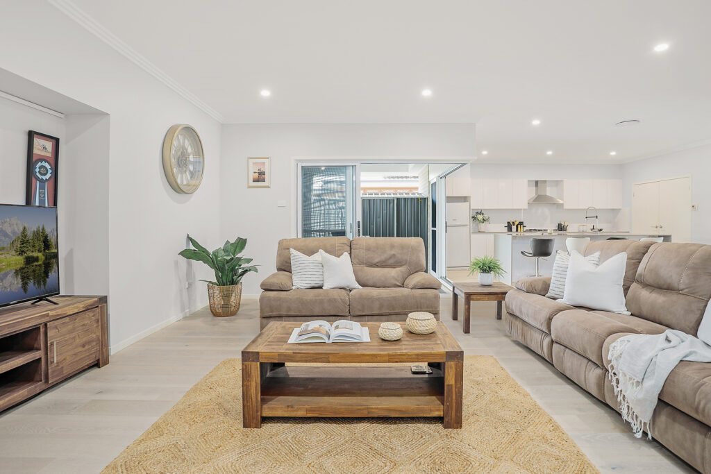 Sold - 37 Haywards Bay Drive - New Property in Haywards Bay - Real Estate by David Greenwood