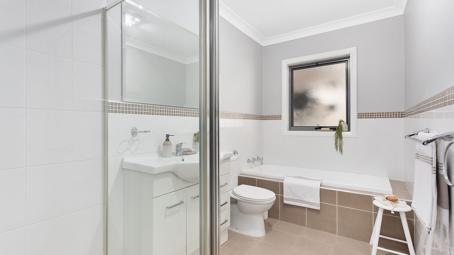 Sold - 1/93 Avondale Road - New Property in Avondale - Real Estate by David Greenwood