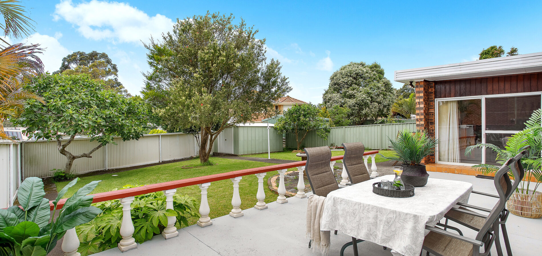 Sold - 7 Highview Drive - New Property in Farmborough Heights - Real Estate by David Greenwood