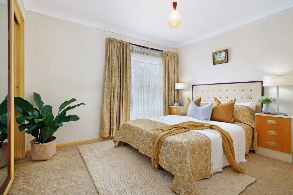 Sold - 7 Highview Drive - New Property in Farmborough Heights - Real Estate by David Greenwood