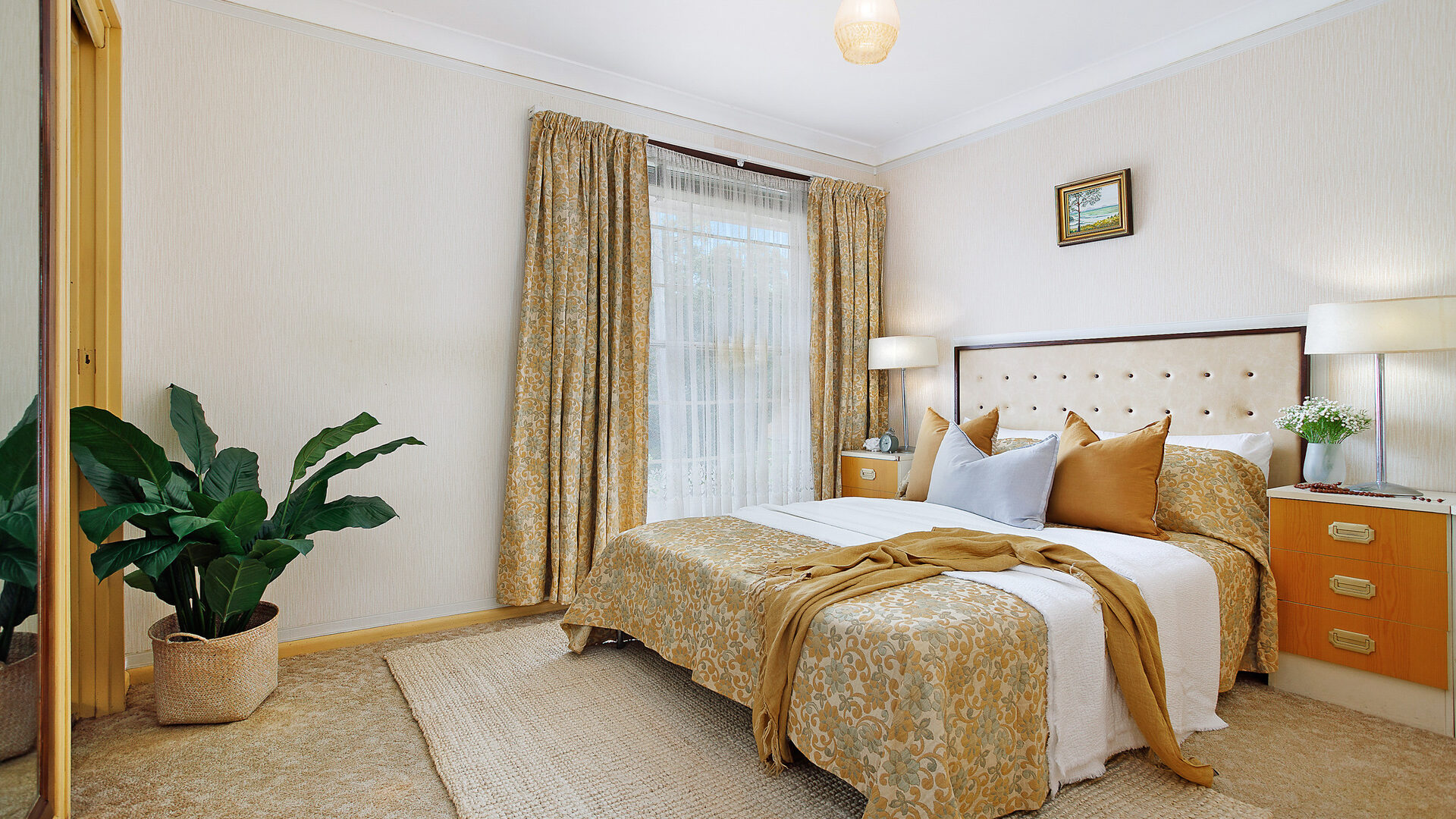 Sold - 7 Highview Drive - New Property in Farmborough Heights - Real Estate by David Greenwood