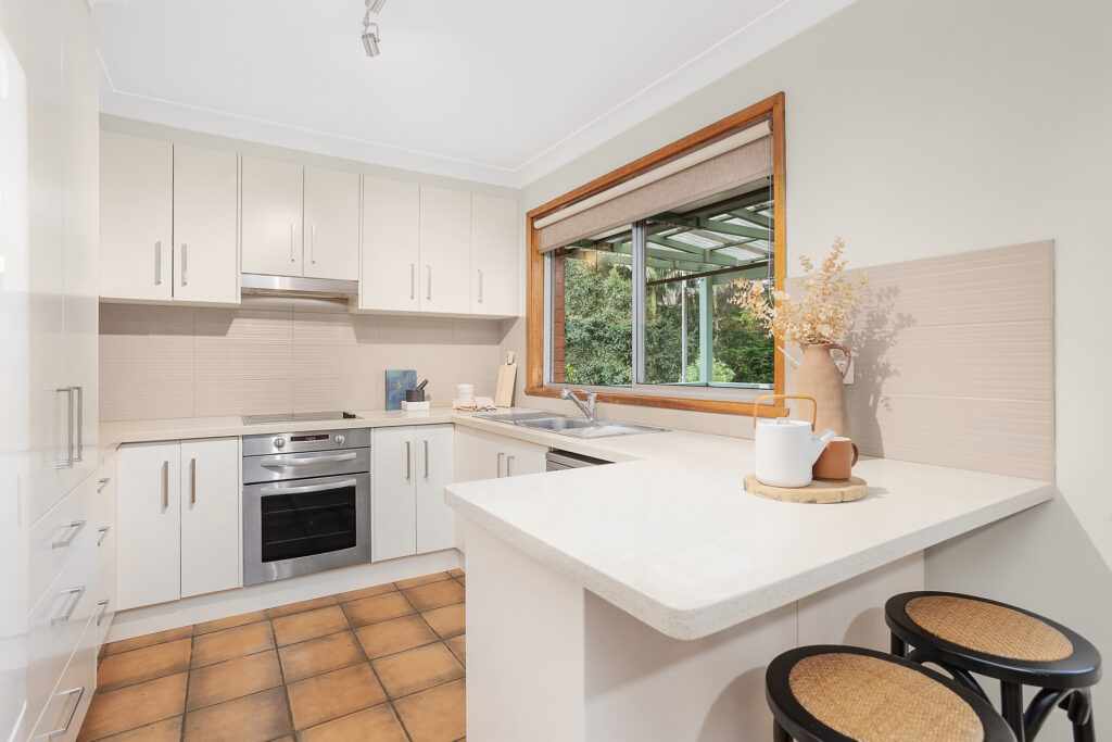 Sold - 8 Jaylang Place - New Property in Figtree - Real Estate by David Greenwood