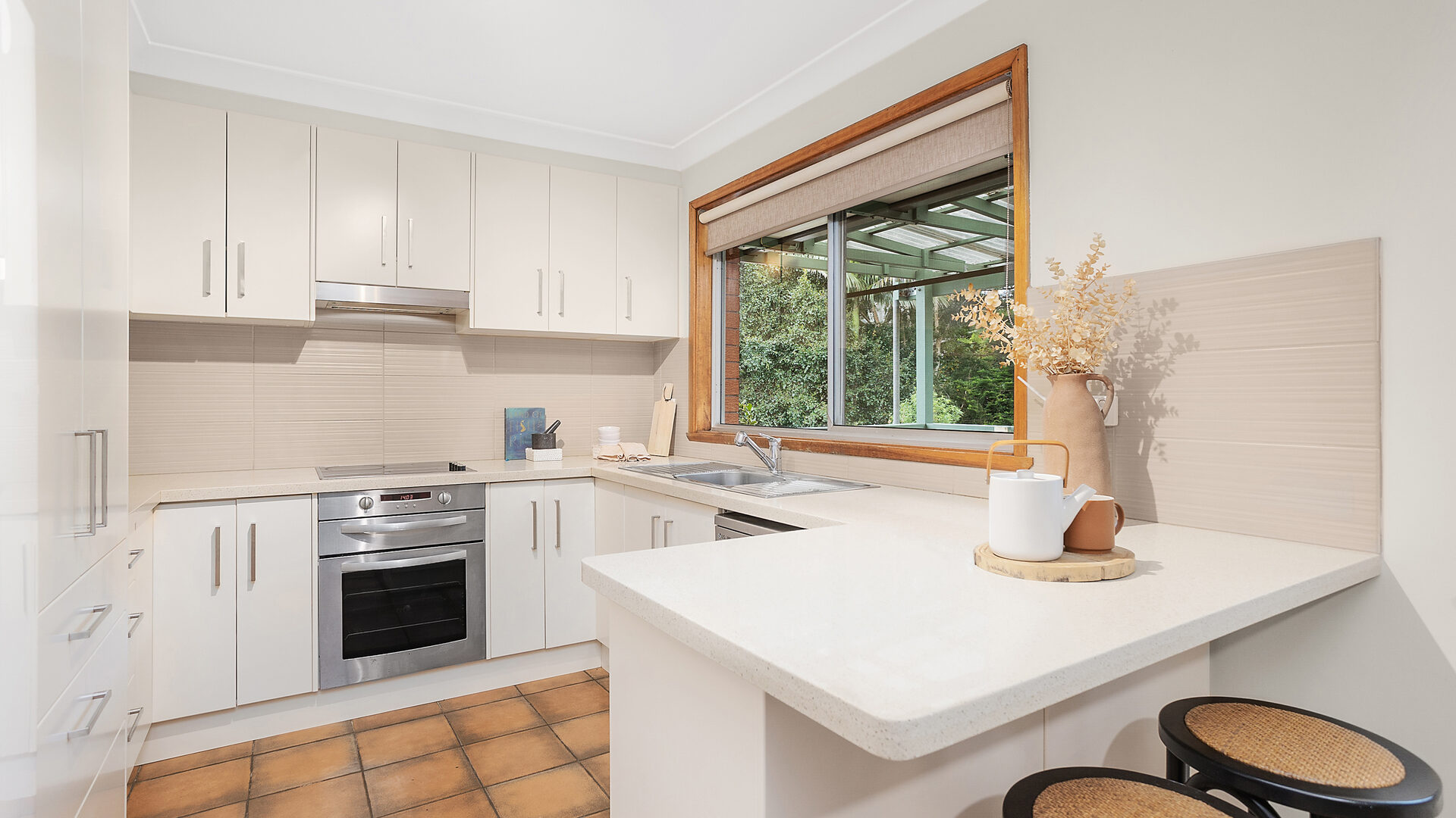 Sold - 8 Jaylang Place - New Property in Figtree - Real Estate by David Greenwood